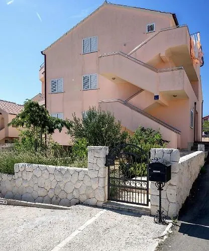 Flipa Ema וודיצה